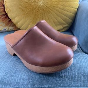 Womens Magnolia heels-Universal Thread